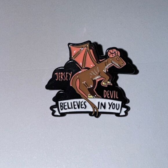 Jersey Devil Believes In You Pin Brooch - Picture 1 of 1